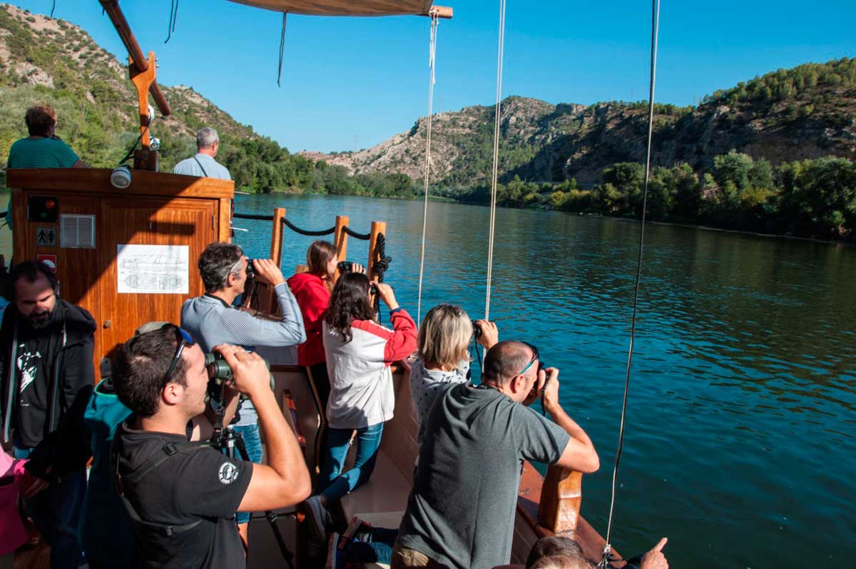 L'Ebre vist des de dins, navegar a bord de Lo Roget