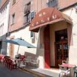 Exterior de la cafeteria Bar el Caliu.