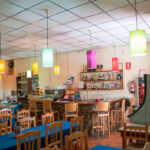 Interior de la cafeteria Bar El Caliu.