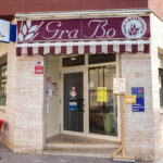 Façana del forn de pa/ pastisseria "Gra Bo".
